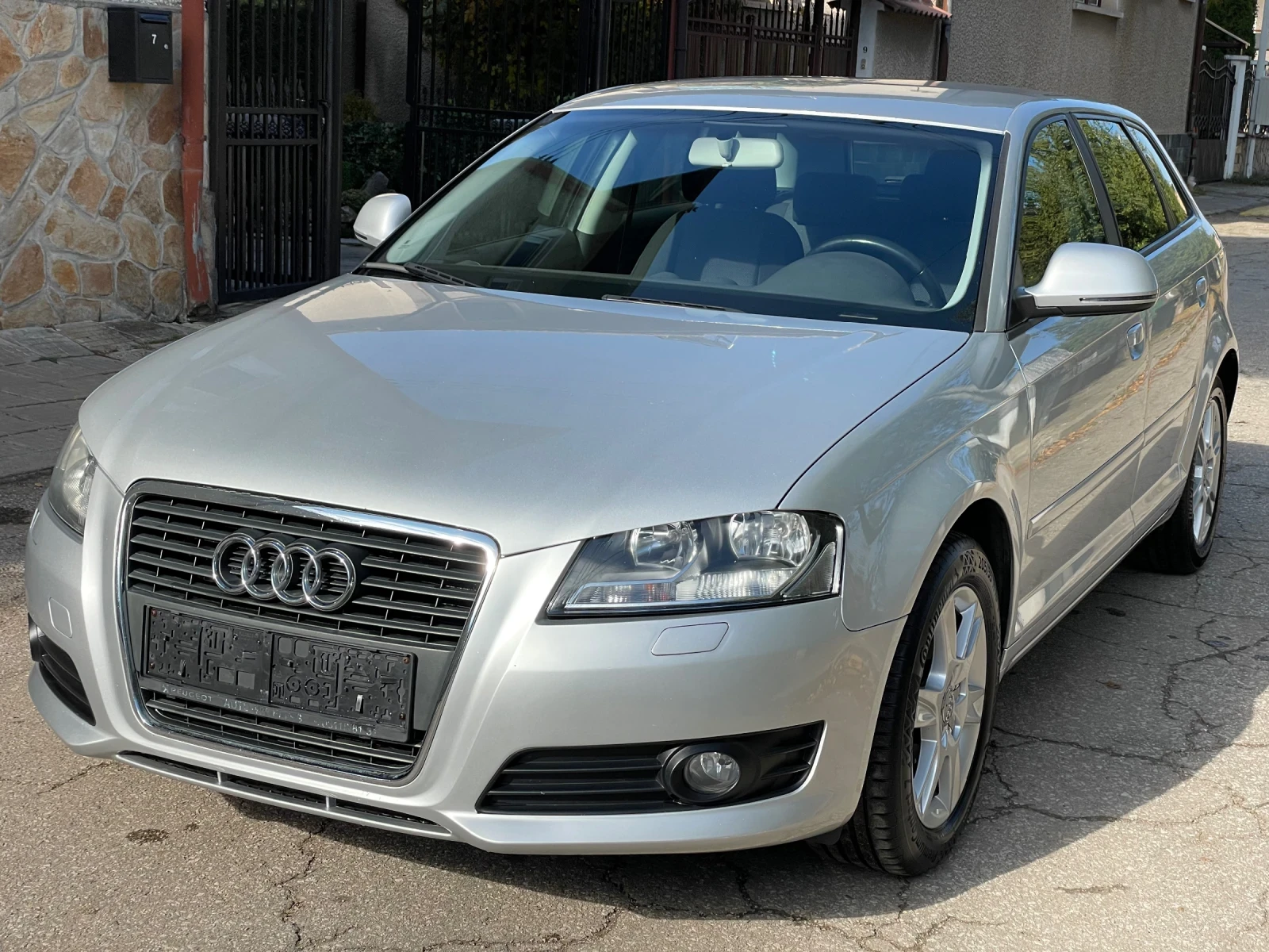 Audi A3 1.6i* 102kc* sportback, снимка 1