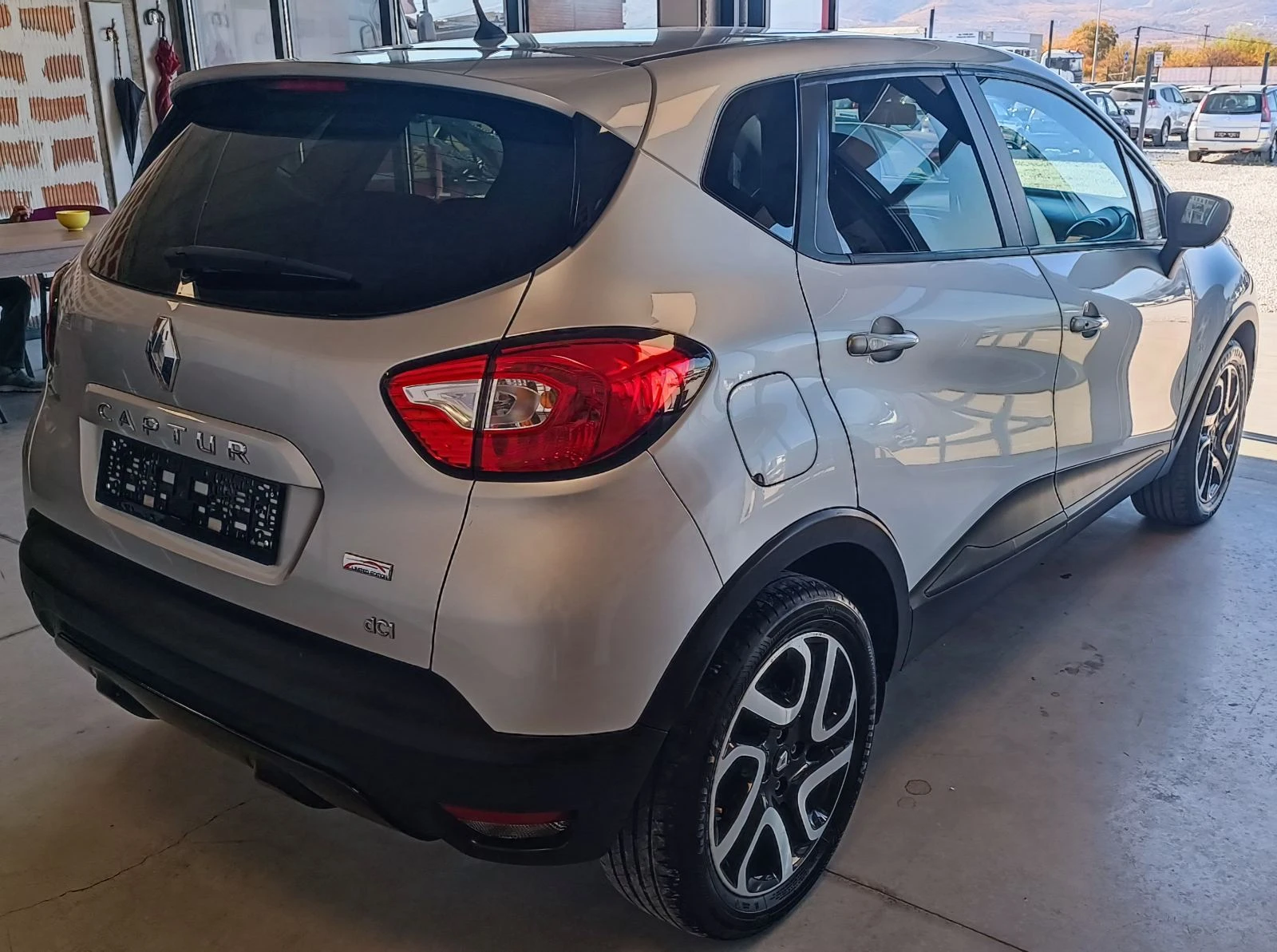 Renault Captur 1.5 dCi - изображение 4