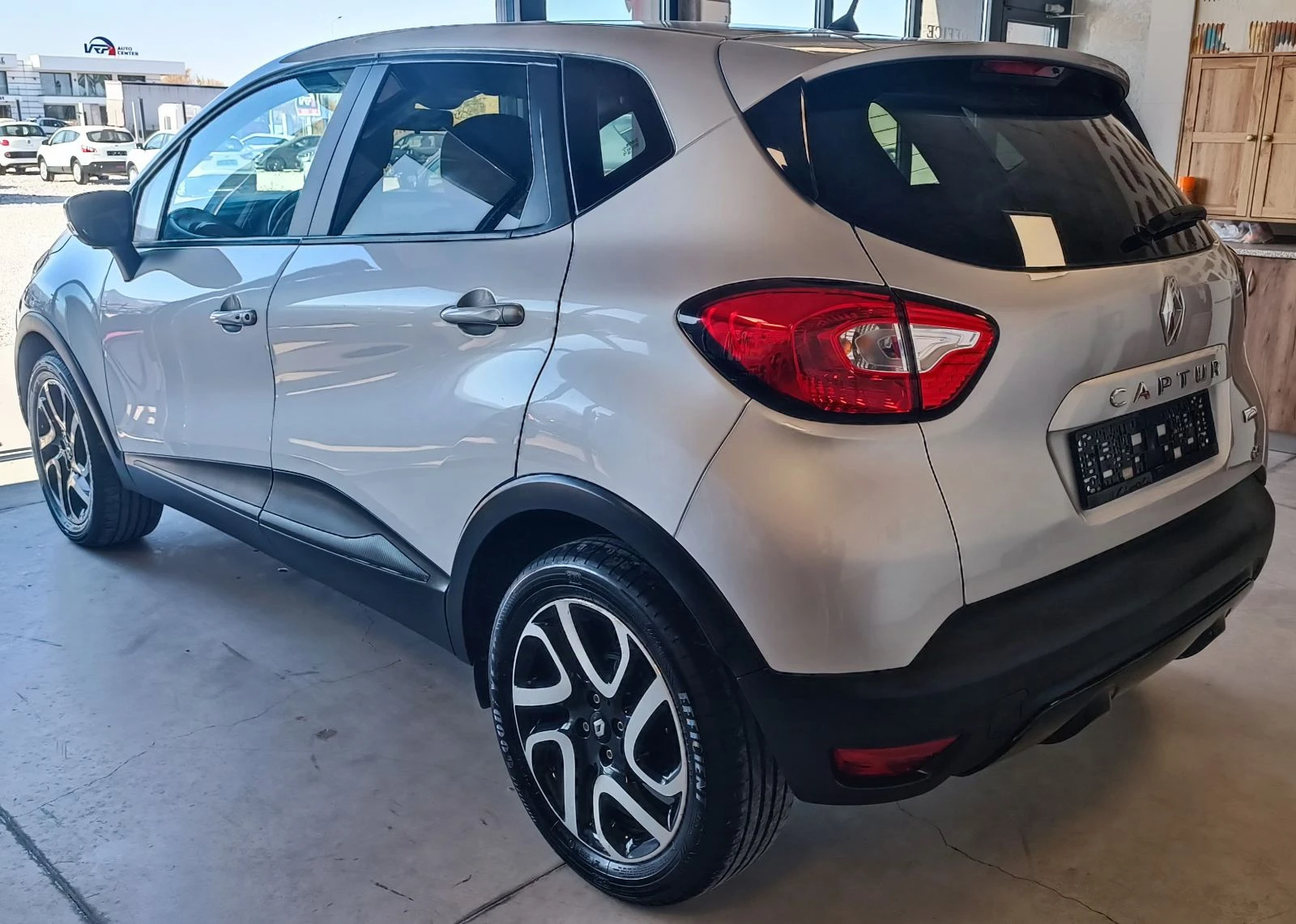 Renault Captur 1.5 dCi - изображение 6