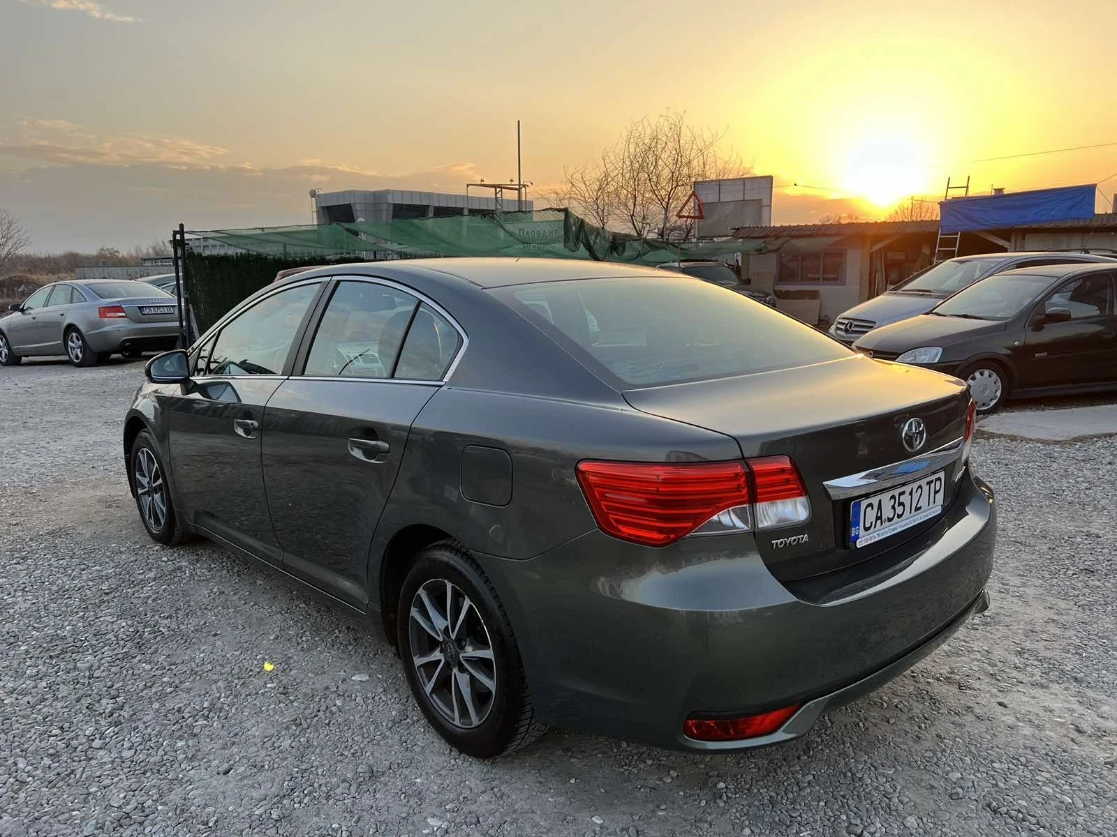 Toyota Avensis D4D - изображение 2