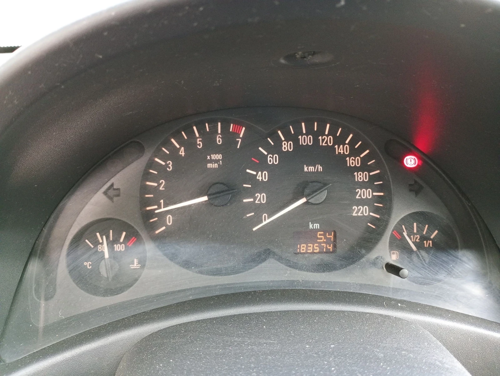 Opel Corsa  - изображение 7