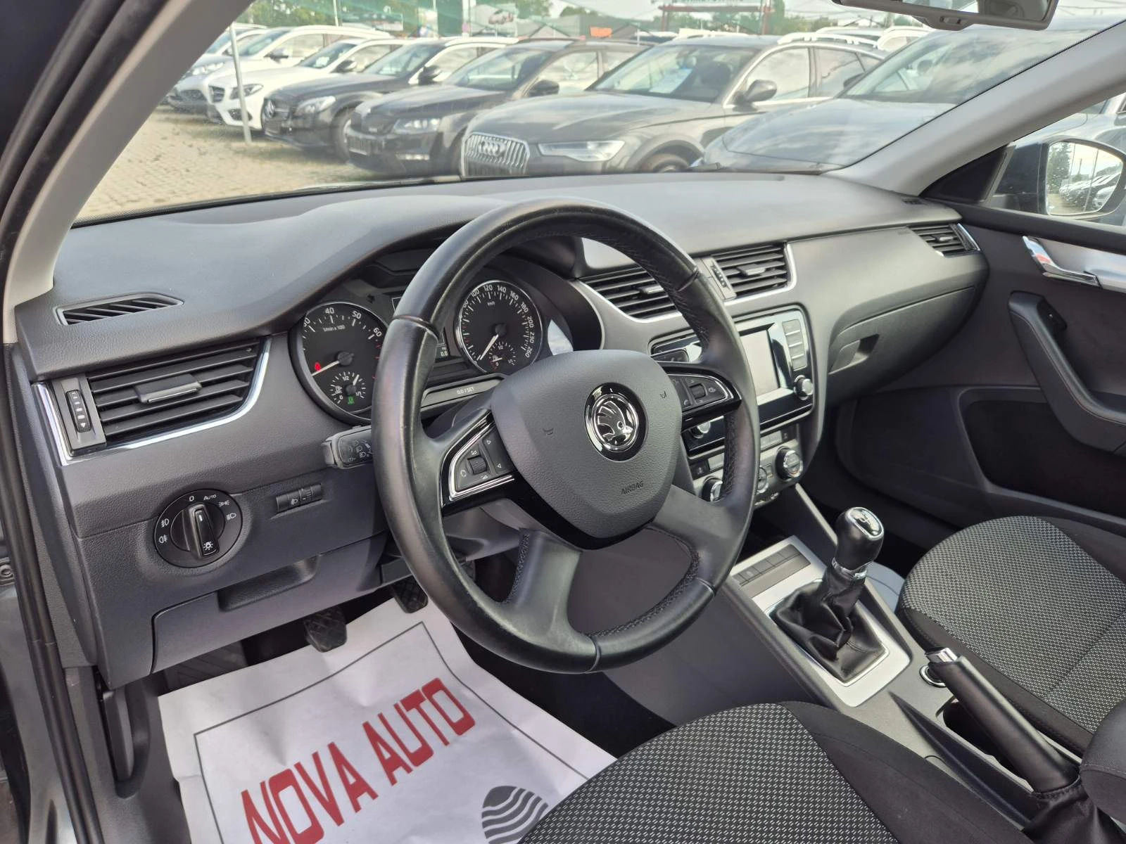 Skoda Octavia 1.4I-G-TEC-СЕДАН-МЕТАН - изображение 8