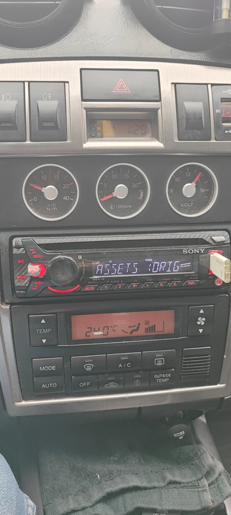 Hyundai Coupe  - изображение 7