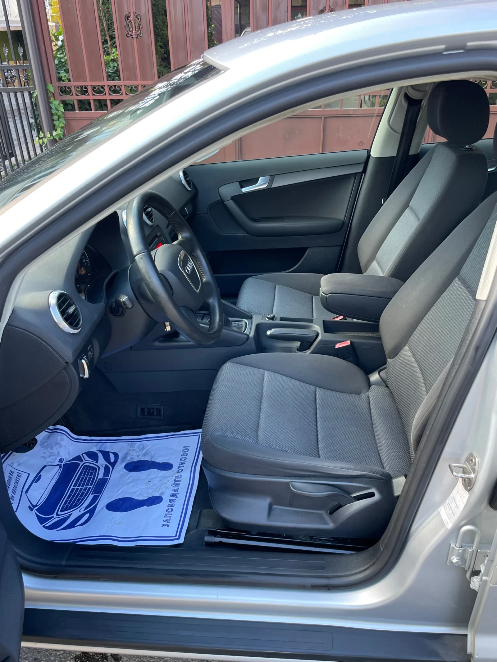 Audi A3 1.6i* 102kc* sportback | Mobile.bg � ����������� 12