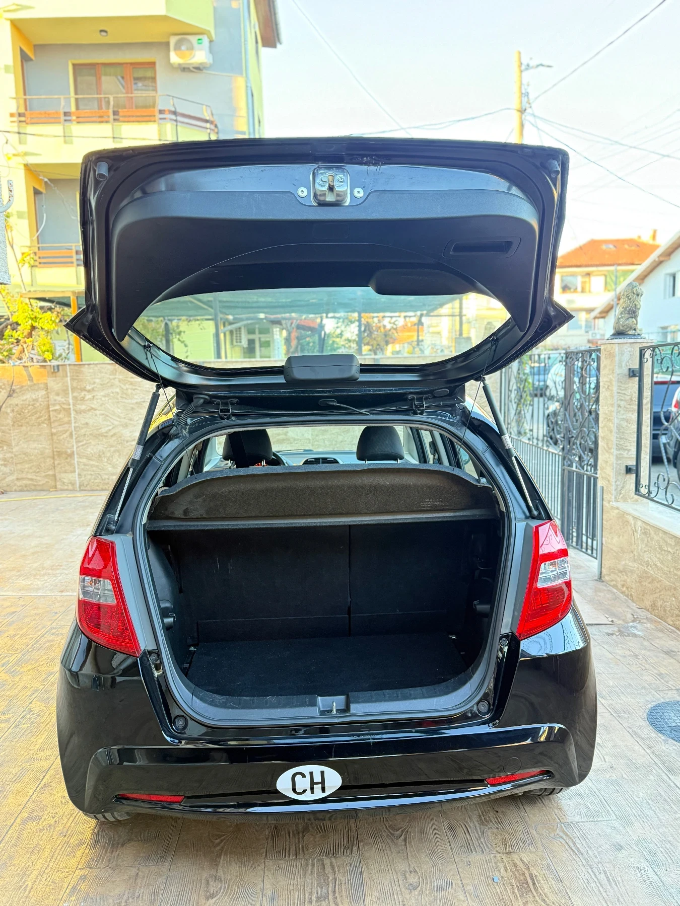 Honda Jazz 1.4i / Swiss / Comfort  - изображение 9