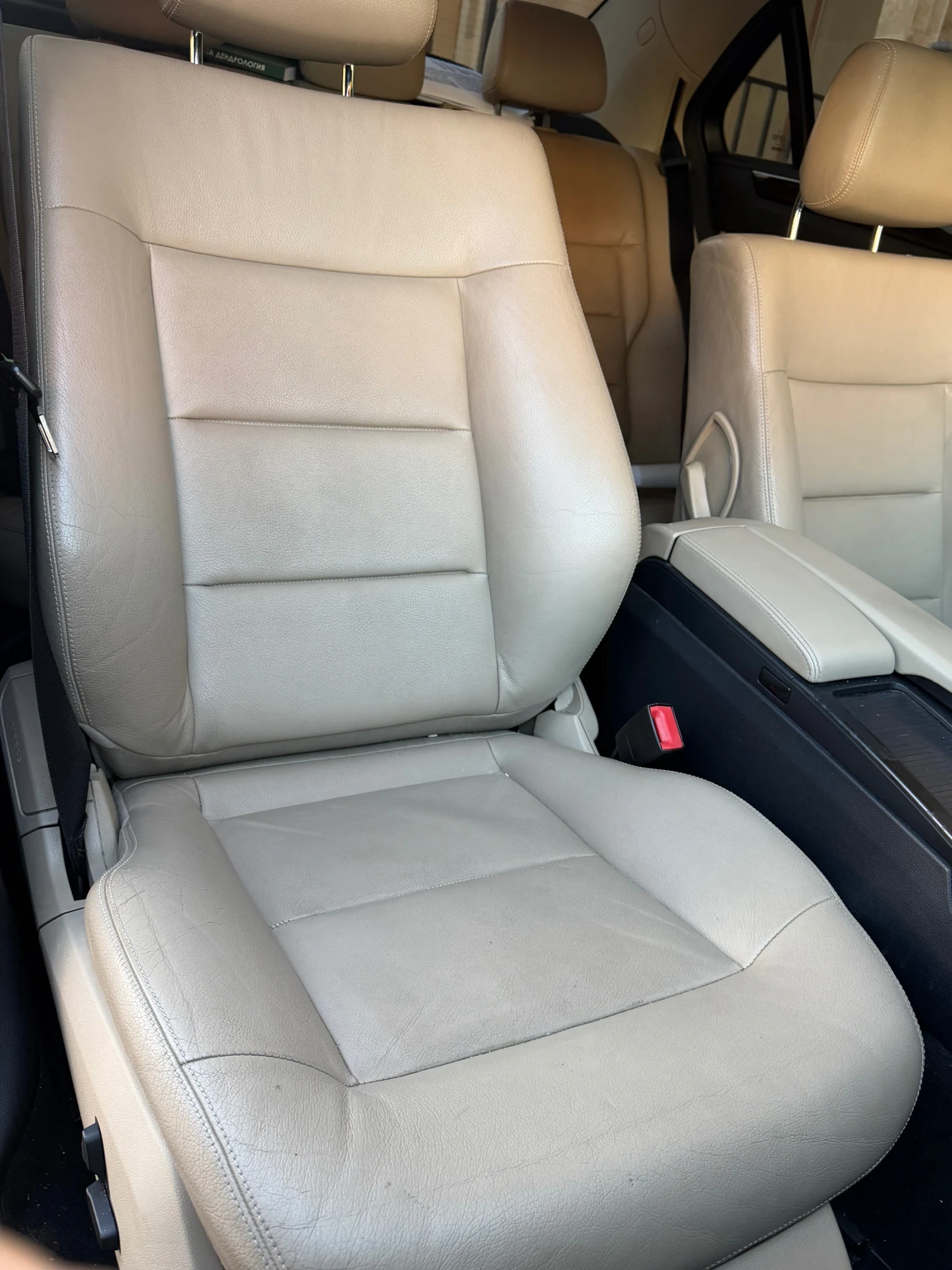 Mercedes-Benz E 220  - изображение 5