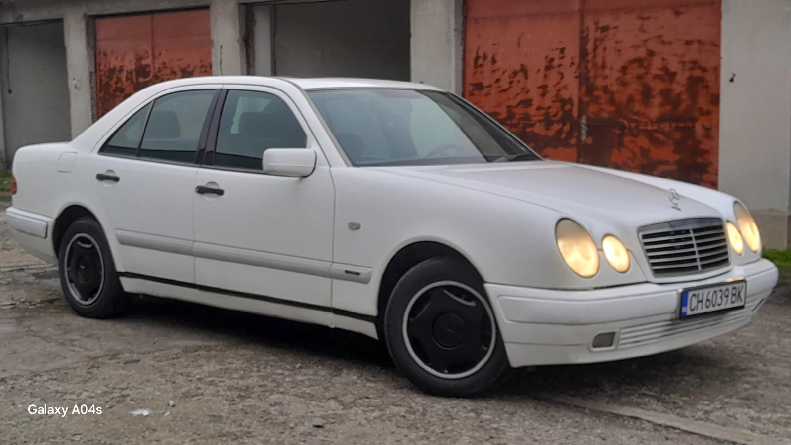 AC E200 | Mobile.bg � ����������� 1