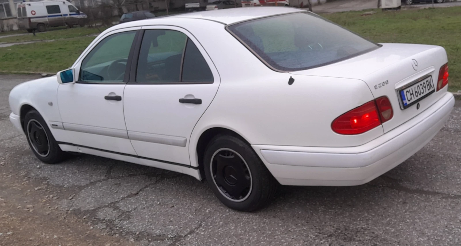 AC E200 | Mobile.bg � ����������� 4