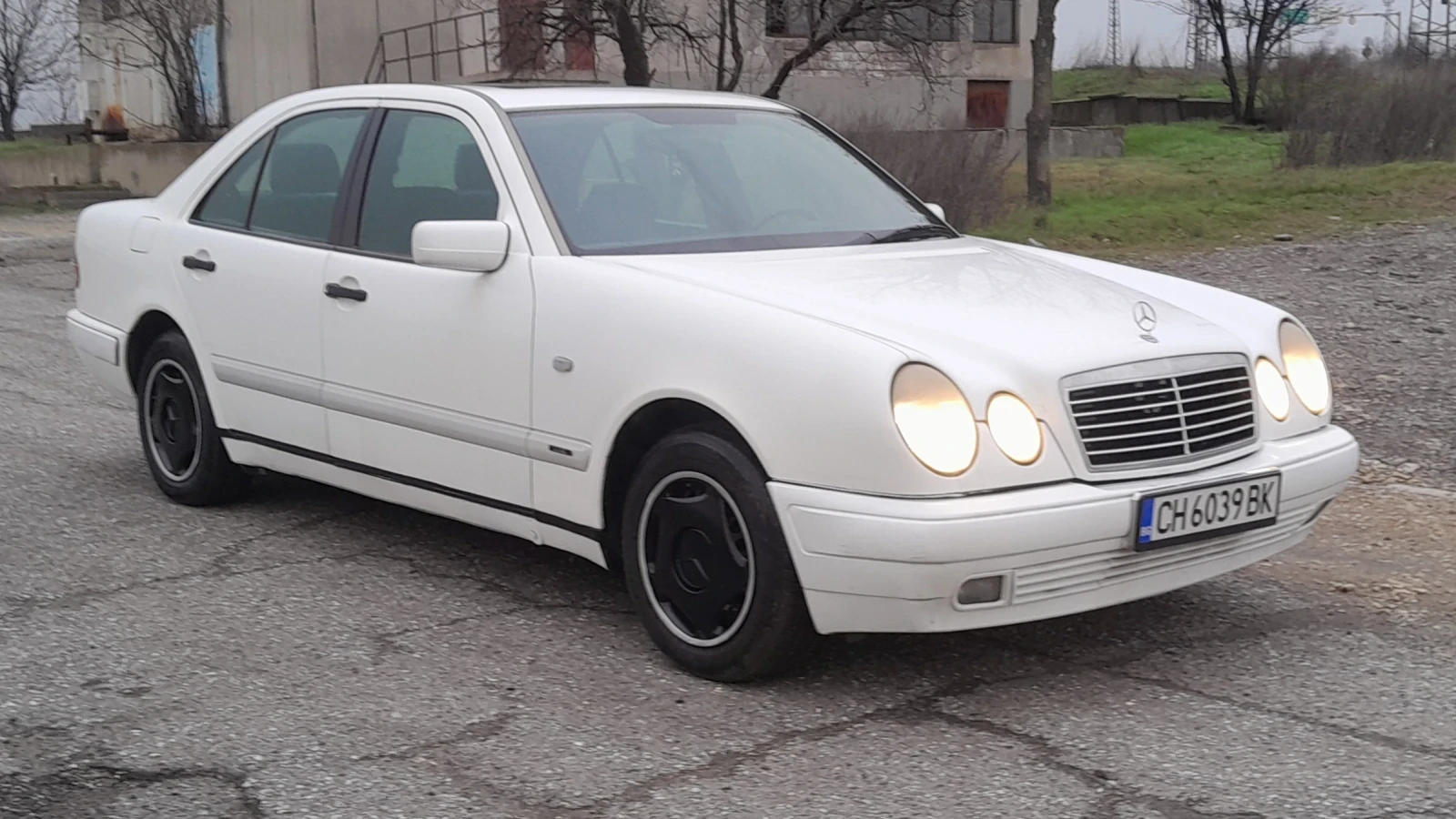 AC E200 | Mobile.bg � ����������� 6