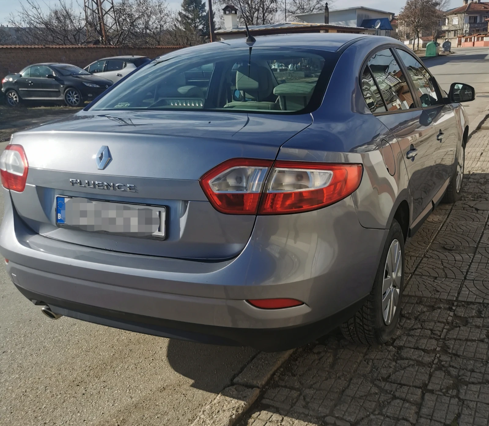 Renault Fluence 1.6 бензин  - изображение 4