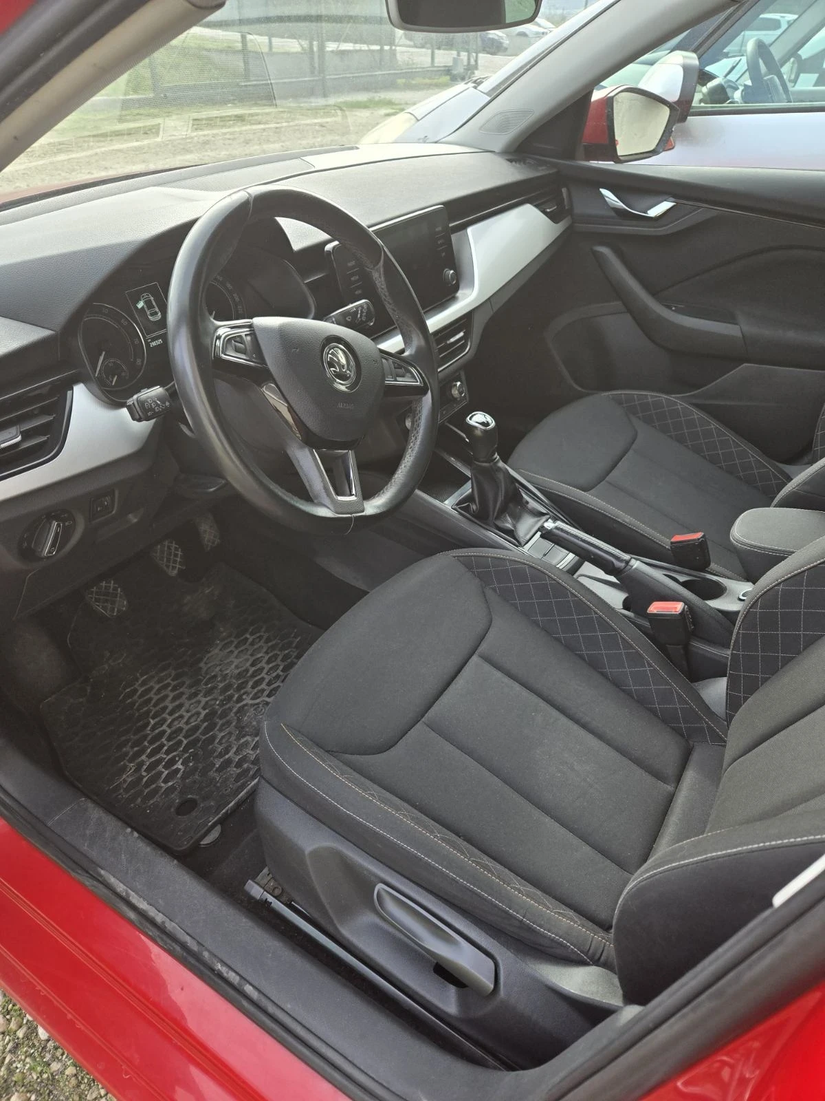 Skoda Scala, снимка 7 - Автомобили и джипове - 53760282