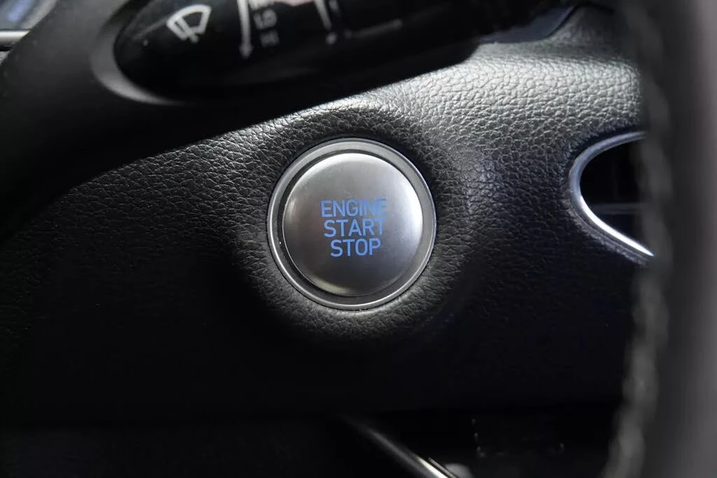 Hyundai Sonata Luxury FWD* АвтоКредит* (Цена до БГ), снимка 15 - Автомобили и джипове - 53849657