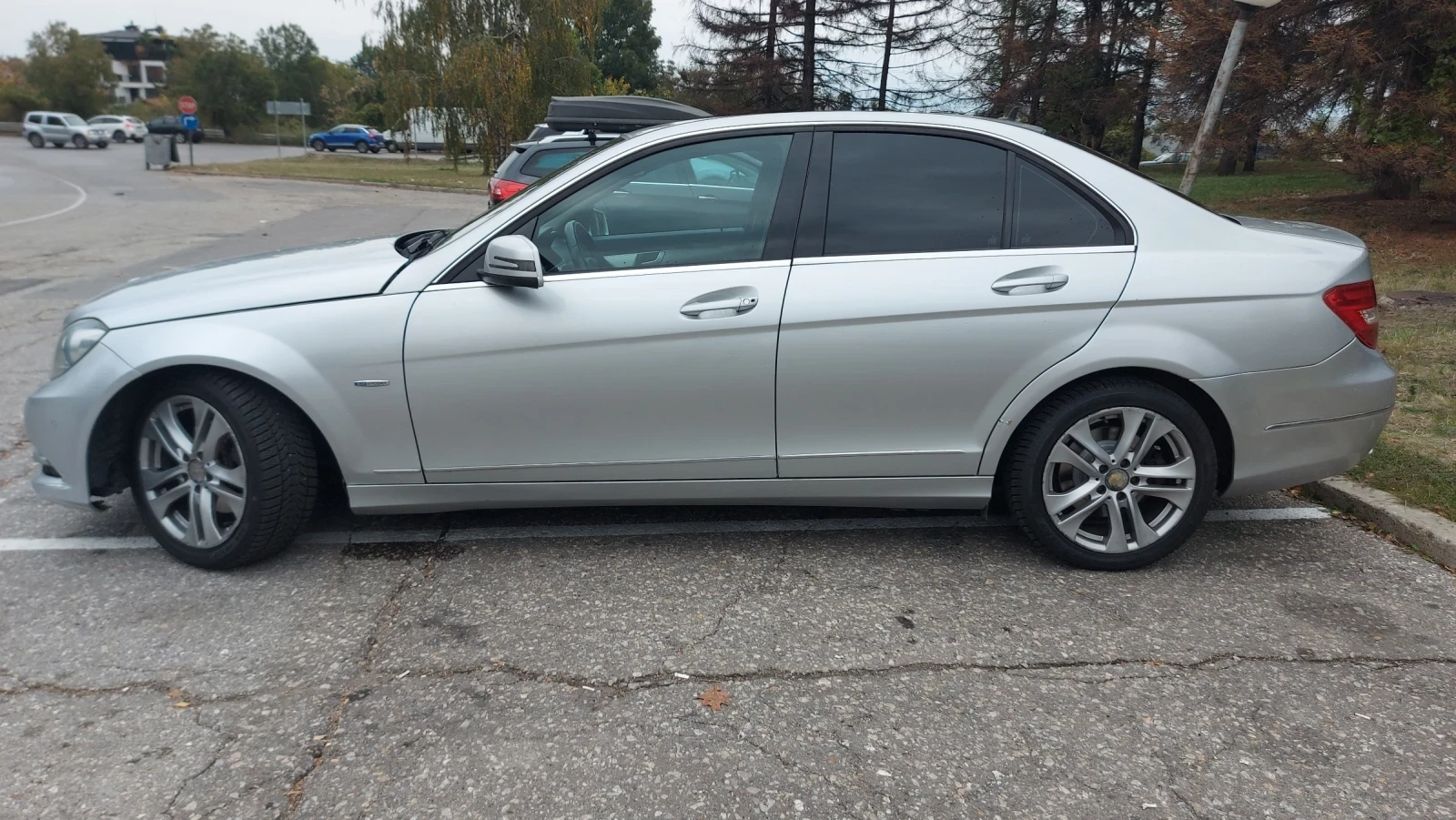 Mercedes-Benz C 250, снимка 8 - Автомобили и джипове - 54039957