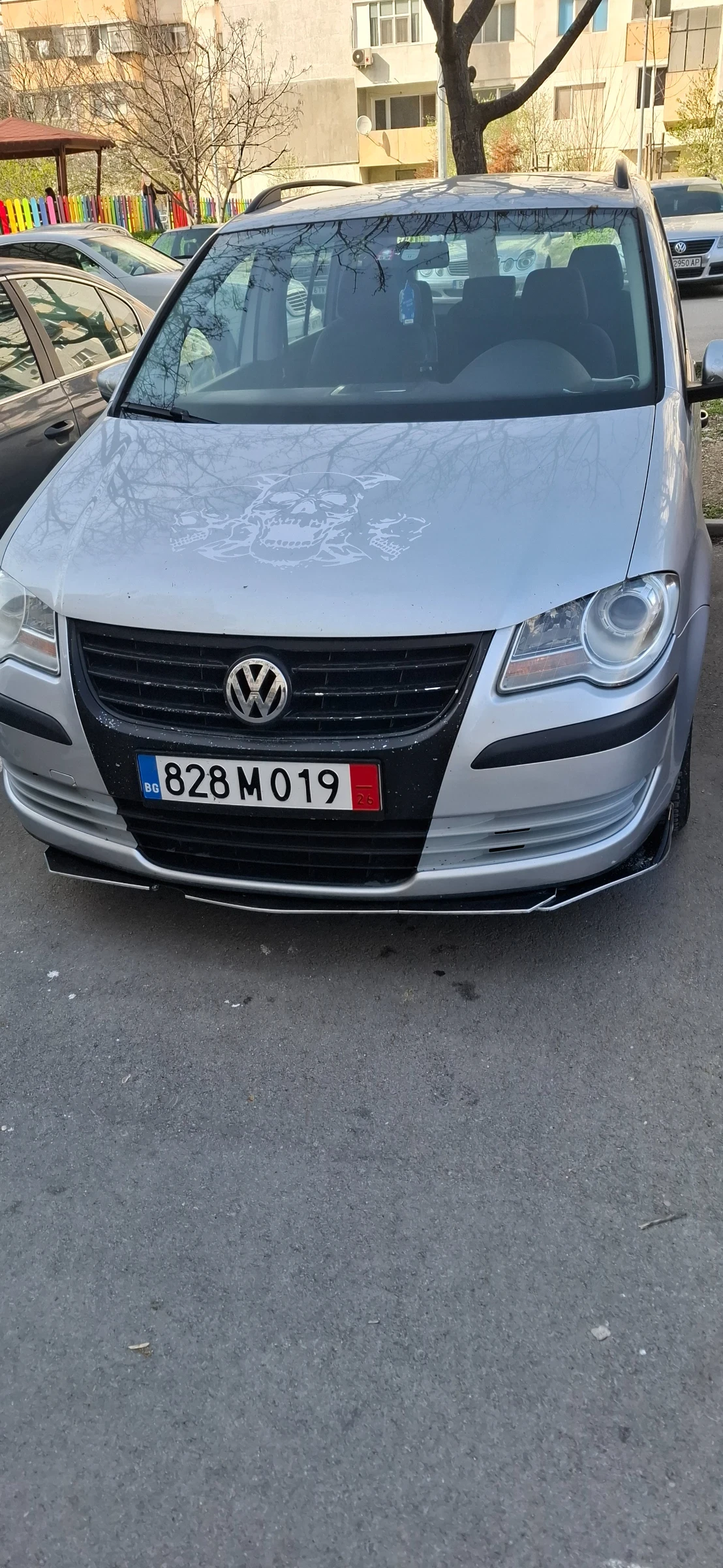 VW Touran, снимка 2 - Автомобили и джипове - 54080845