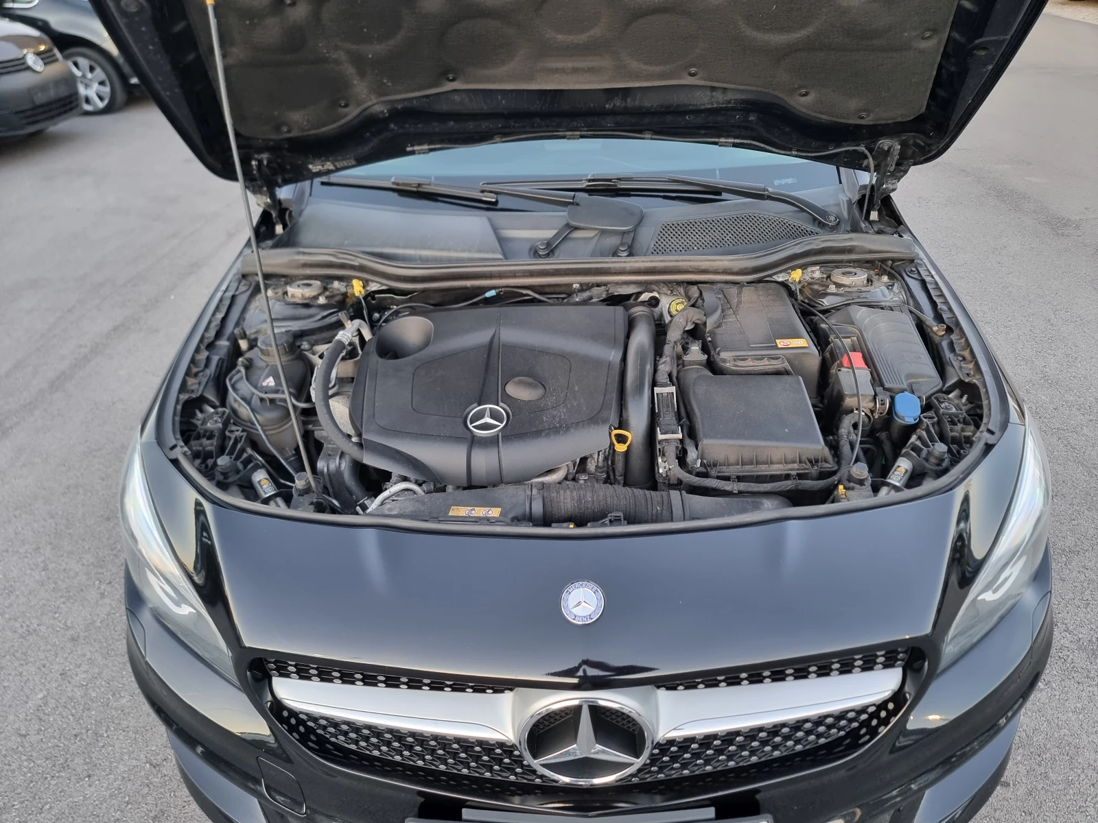 Mercedes-Benz CLA 220 2.0CDI AMG, снимка 17 - Автомобили и джипове - 54178318