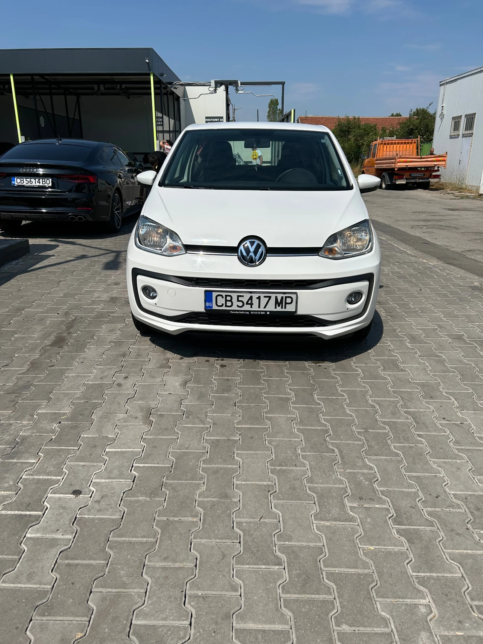 VW Up, снимка 2 - Автомобили и джипове - 54181891