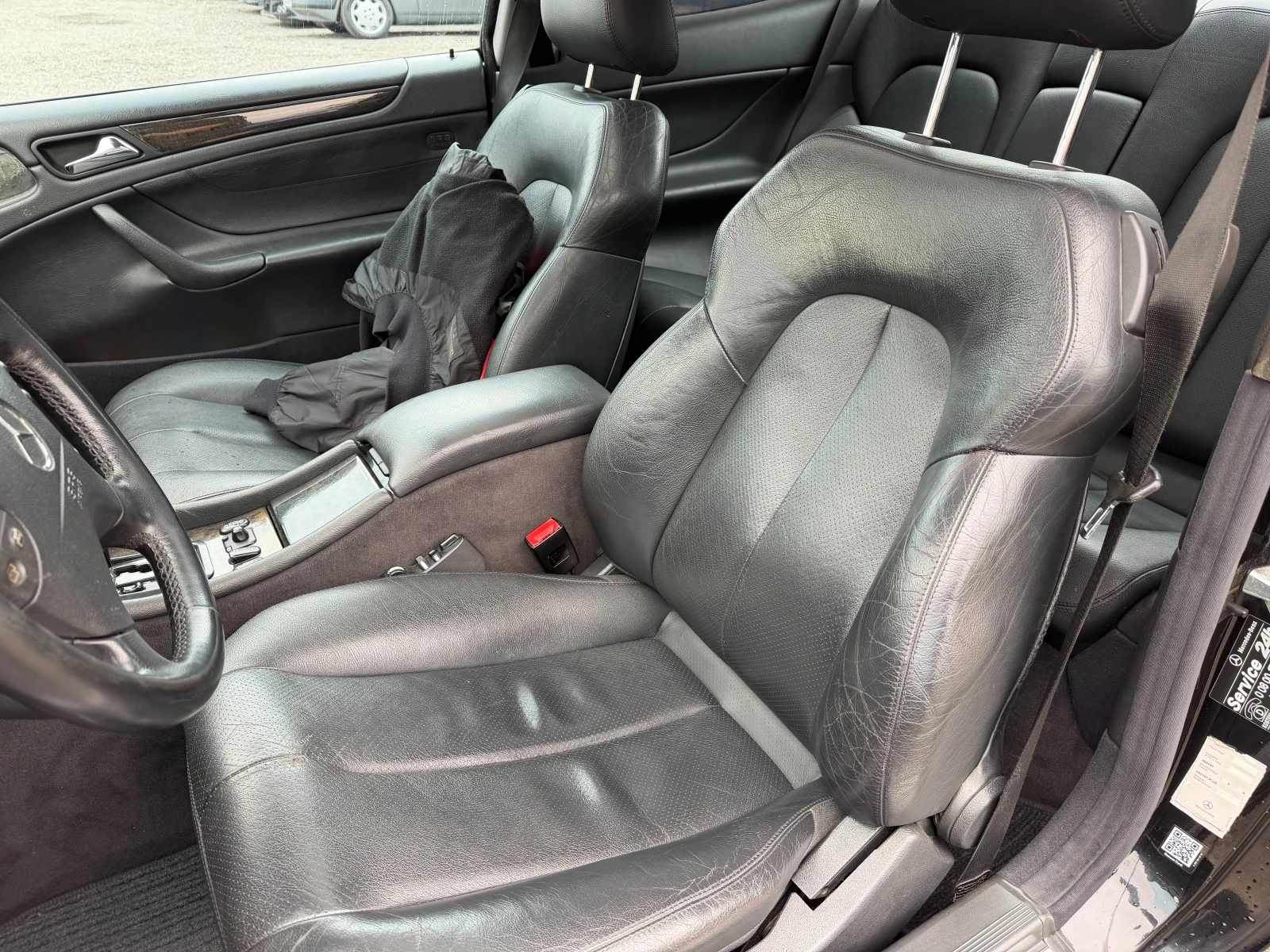 Mercedes-Benz CLK 320 Avantgarde V6 Command/Подгрев/Lumbar/Кожа, снимка 9 - Автомобили и джипове - 54456551