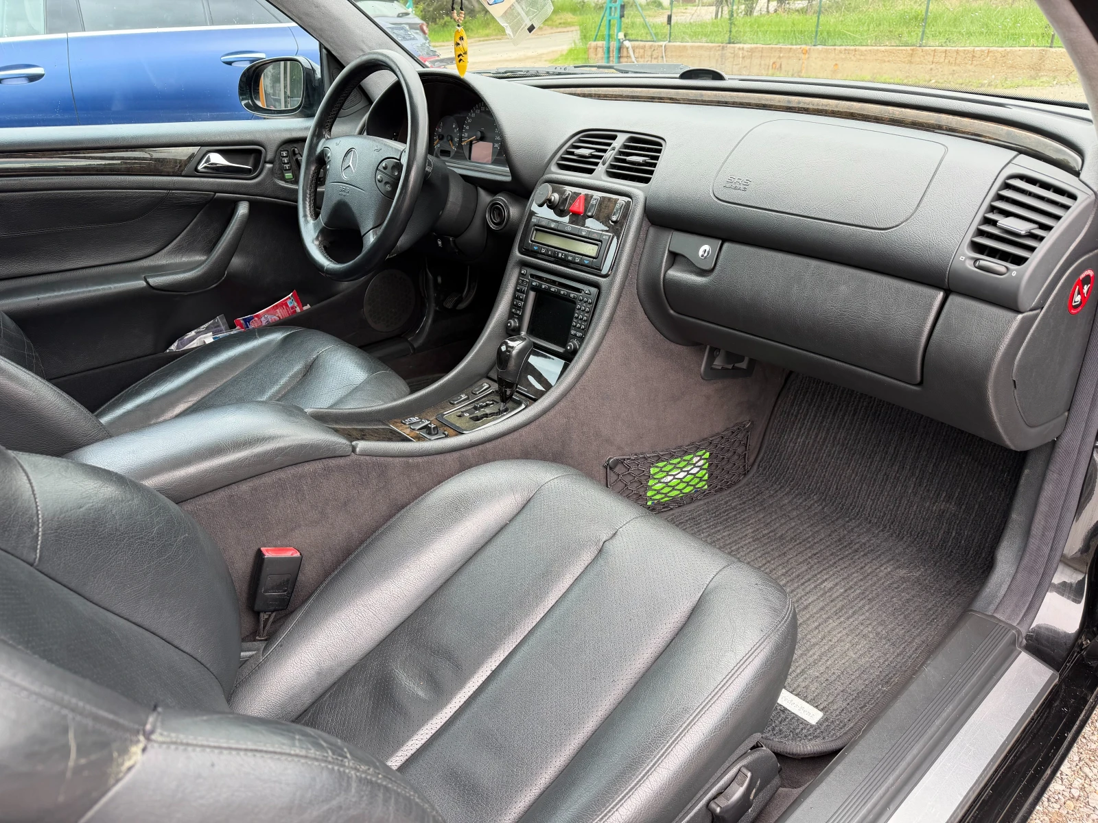 Mercedes-Benz CLK 320 Avantgarde V6 Command/Подгрев/Lumbar/Кожа, снимка 8 - Автомобили и джипове - 54456551
