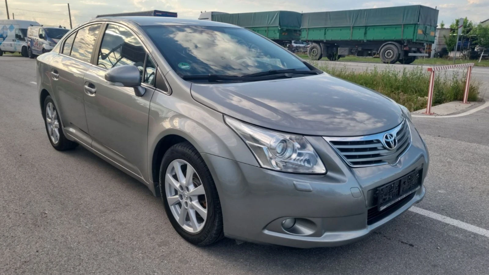 Toyota Avensis 2.2D4D Keyless.Navi.Камера, снимка 3 - Автомобили и джипове - 54692683
