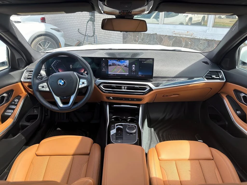 BMW 330 * XDRIVE* АвтоКредит * (ЦЕНА ДО БГ), снимка 16 - Автомобили и джипове - 55049628