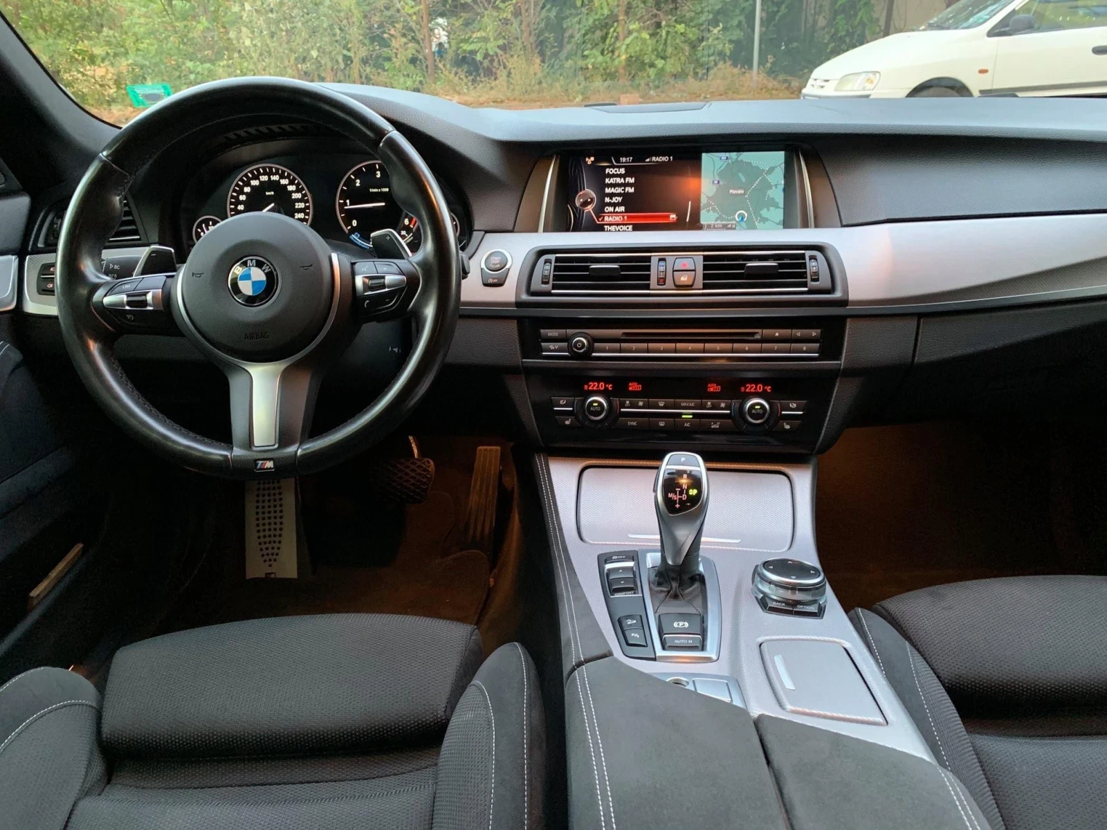 BMW 525 BMW 525d xDrive M Sport Facelift, снимка 6 - Автомобили и джипове - 55211507