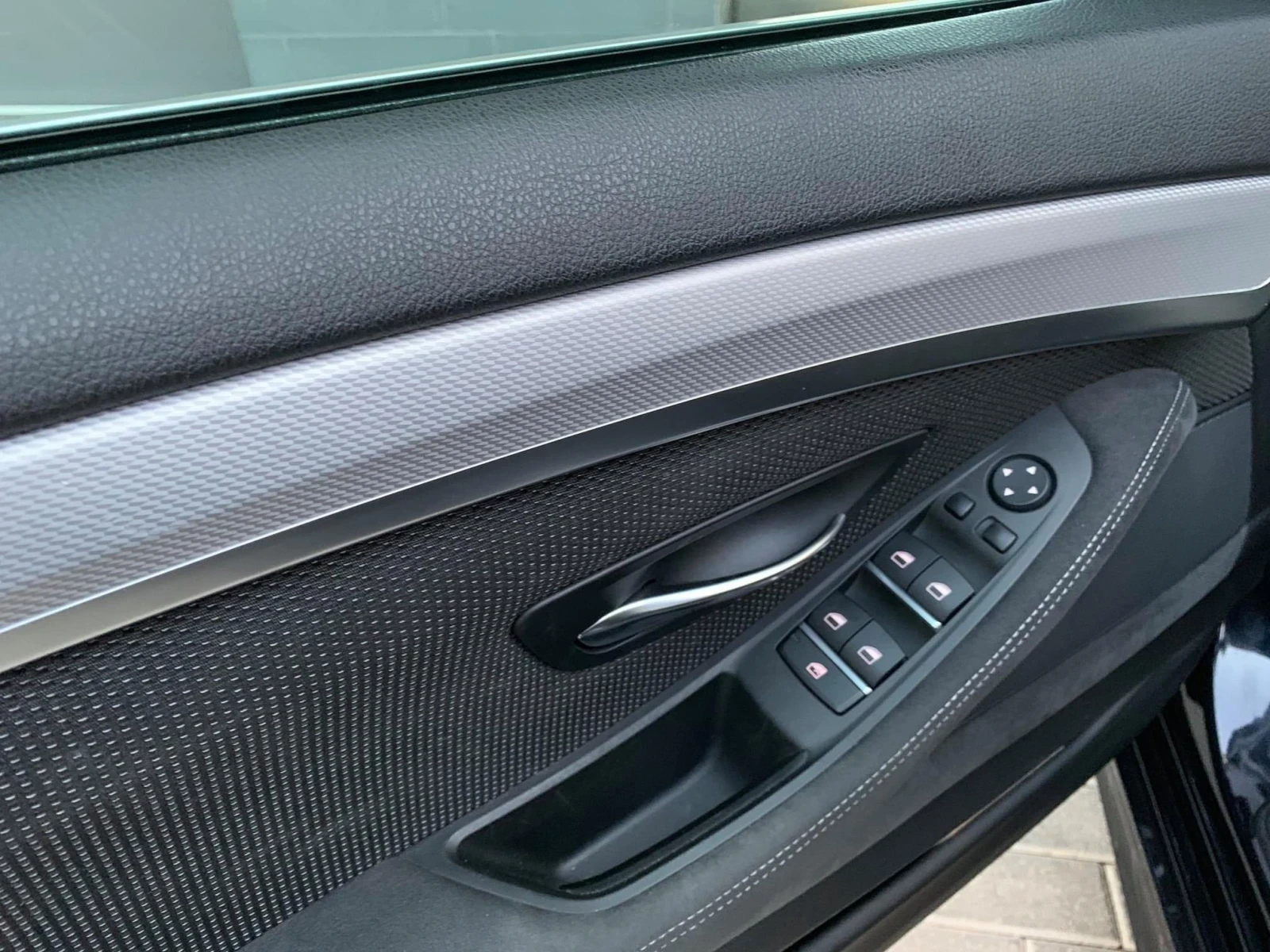 BMW 525 BMW 525d xDrive M Sport Facelift, снимка 10 - Автомобили и джипове - 55211507