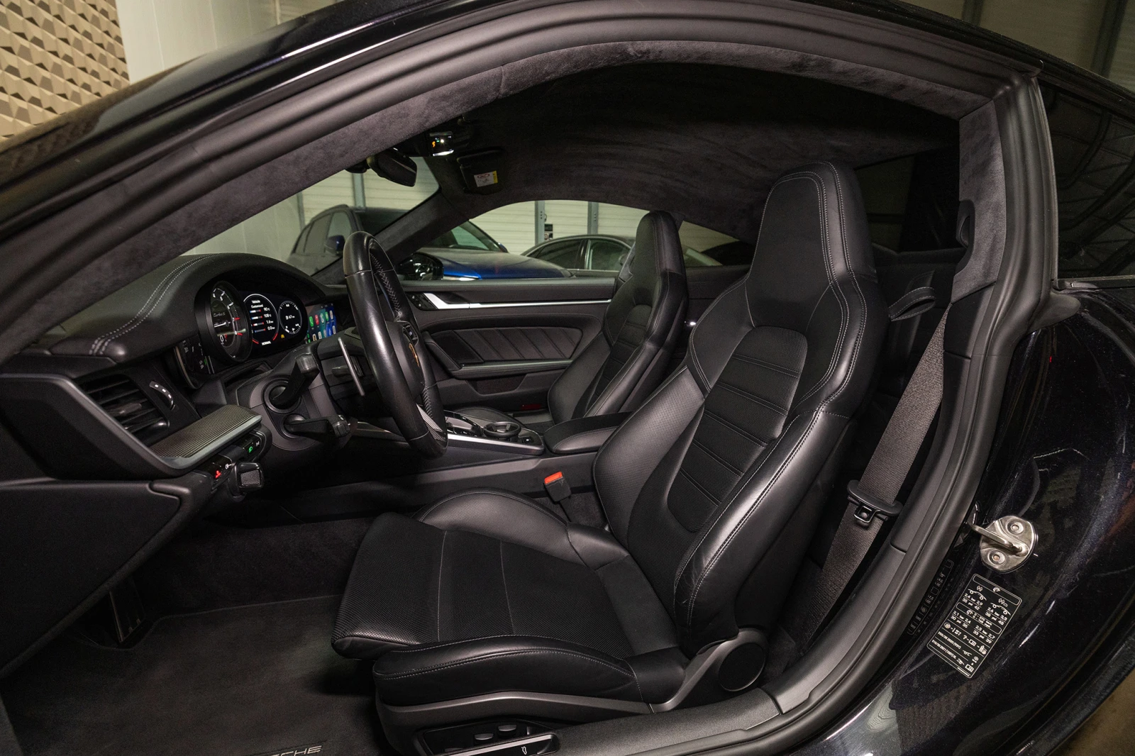 Porsche 911 | Turbo S | Гаранция | Burmester | Sport Chrono | , снимка 8 - Автомобили и джипове - 55311625