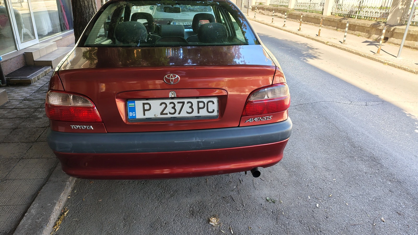Toyota Avensis VVT-I, снимка 2 - Автомобили и джипове - 55546350