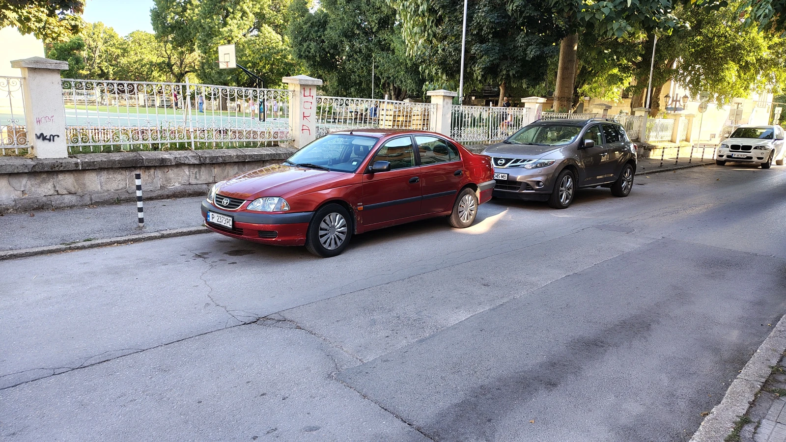 Toyota Avensis VVT-I, снимка 8 - Автомобили и джипове - 55546350