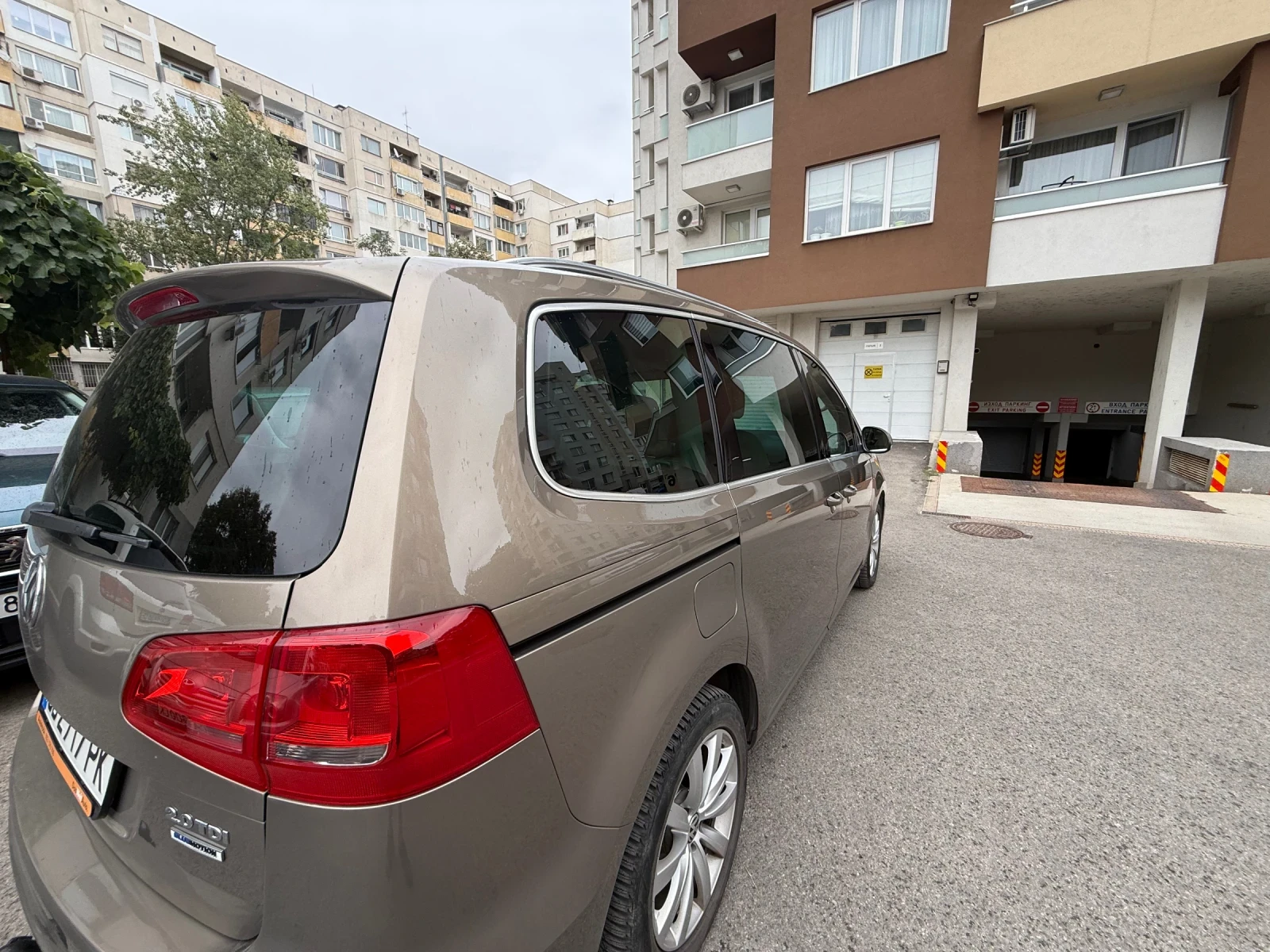 VW Sharan, снимка 4 - Автомобили и джипове - 56226998
