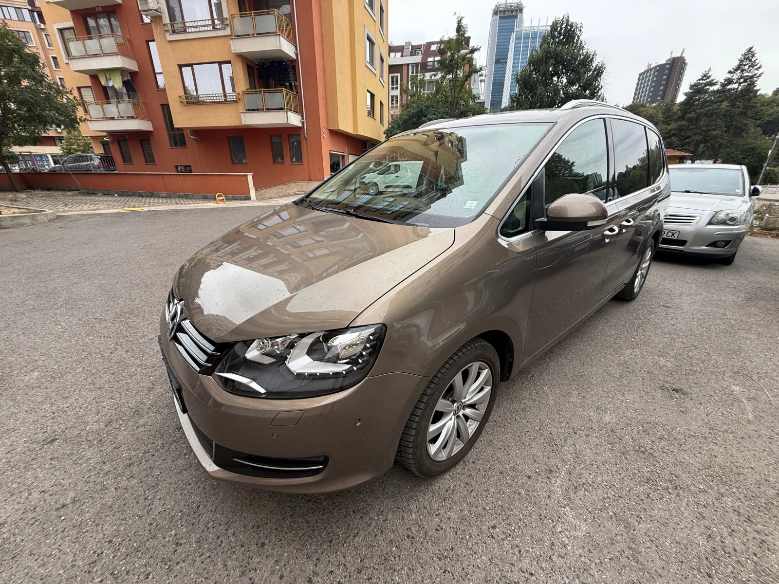 VW Sharan, снимка 2 - Автомобили и джипове - 56226998