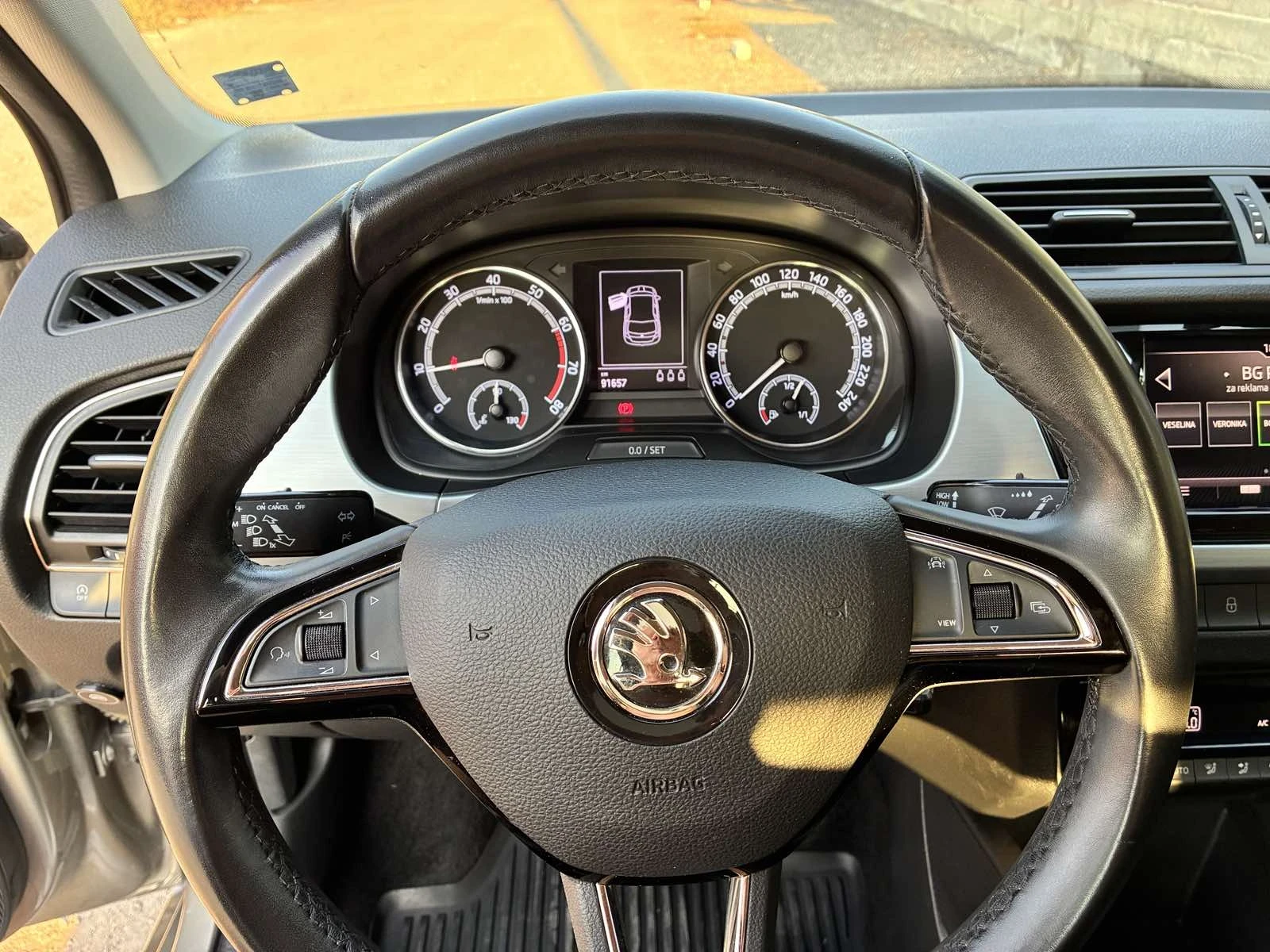 Skoda Fabia, снимка 8 - Автомобили и джипове - 56298952