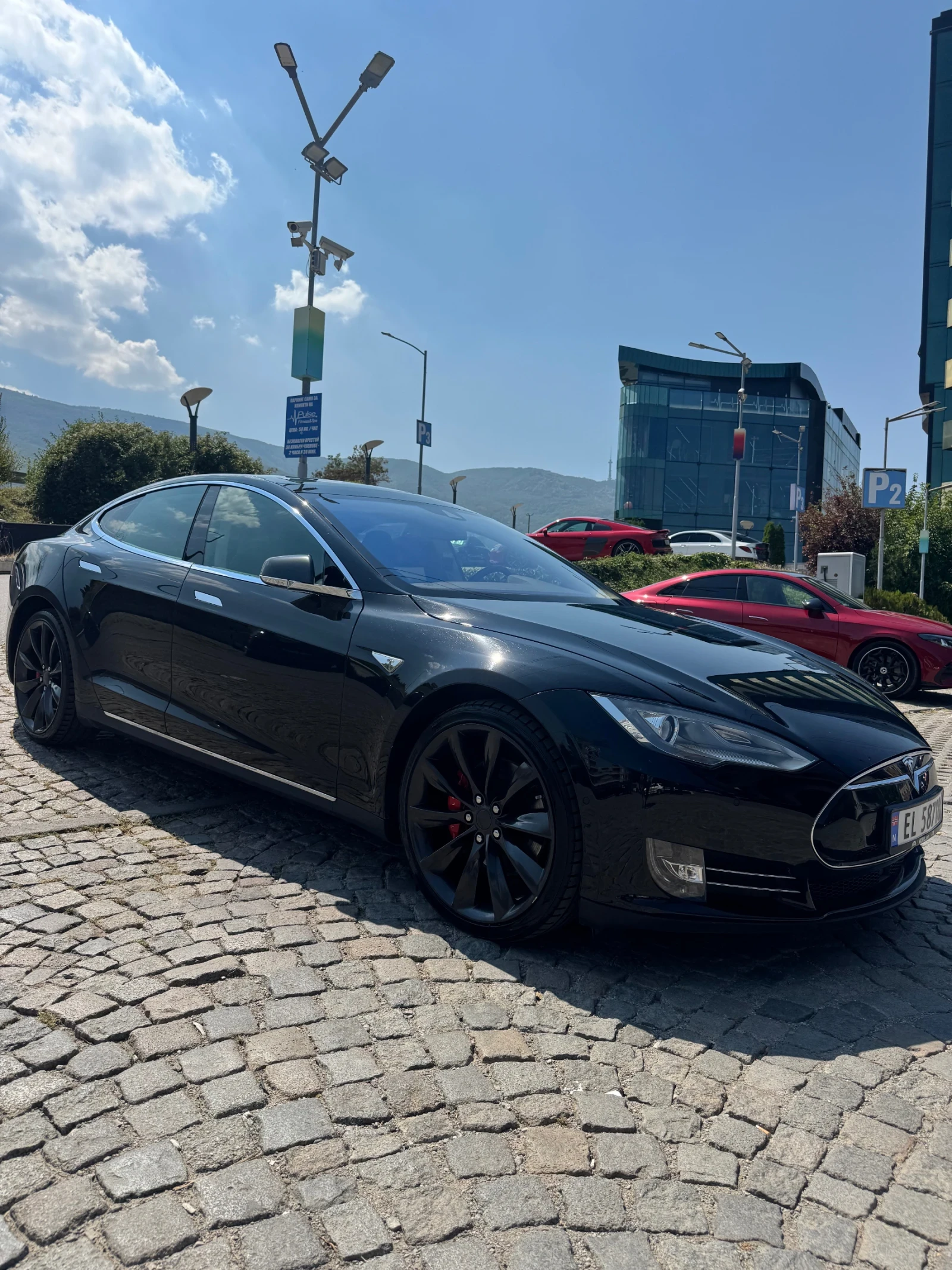 Tesla Model S P85D-700-Безплатно зареждане! , снимка 8 - Автомобили и джипове - 56301327
