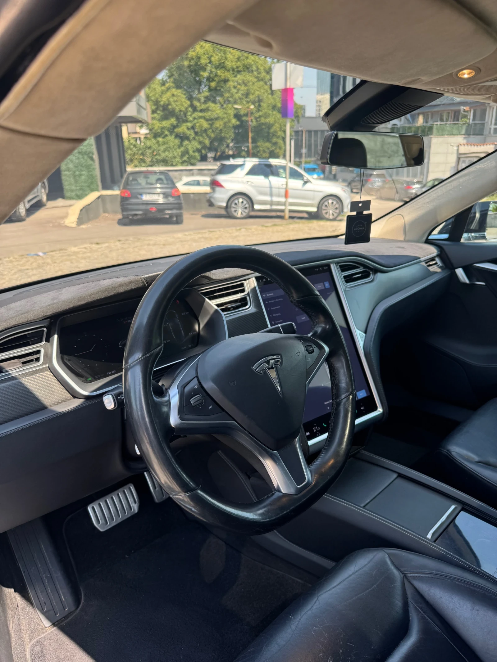Tesla Model S P85D-700-Безплатно зареждане! , снимка 9 - Автомобили и джипове - 56301327