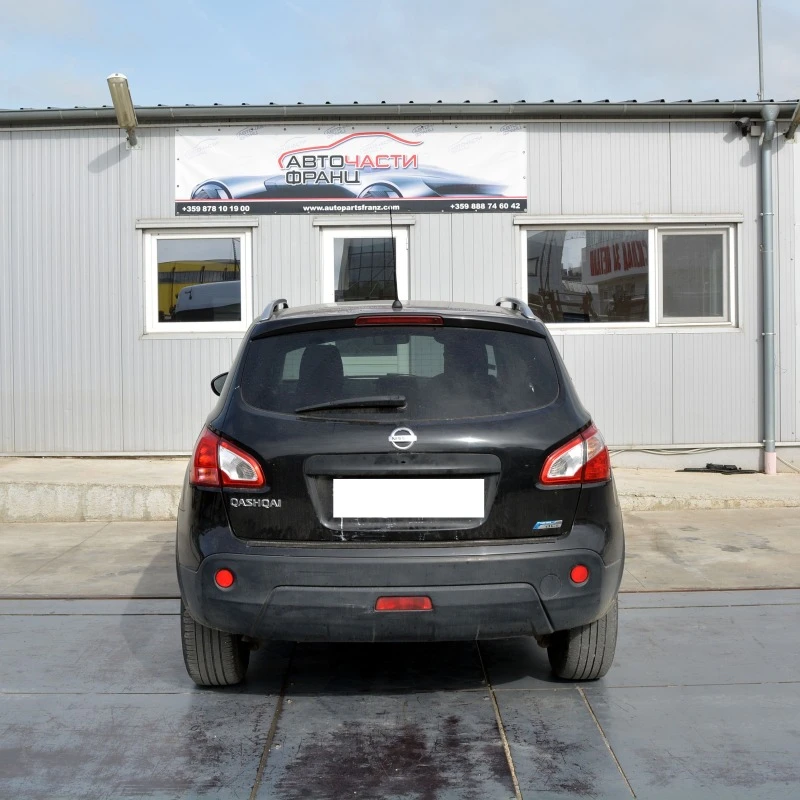 Nissan Qashqai 1.5 DCI, снимка 4 - Автомобили и джипове - 40721548