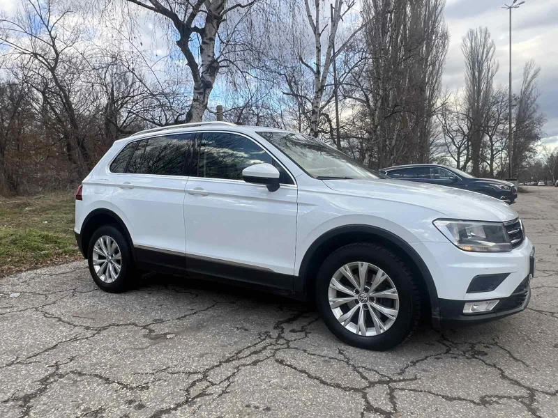 VW Tiguan, снимка 2 - Автомобили и джипове - 49210862