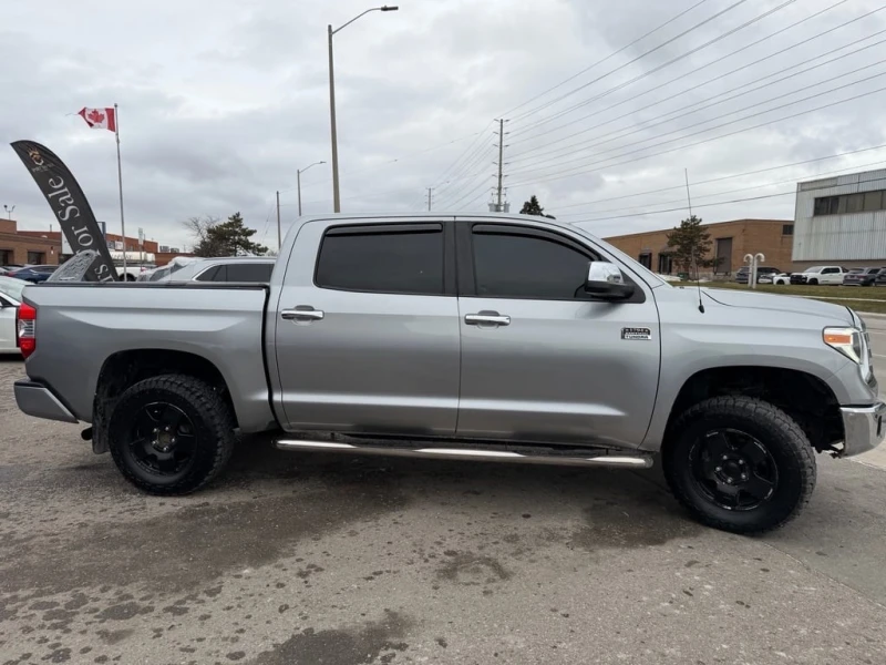 Toyota Tundra * 4x4 Crewmax Platinum 5.7L * CARFAX * БЕЗ ПЪРВОНА, снимка 4 - Автомобили и джипове - 53036630