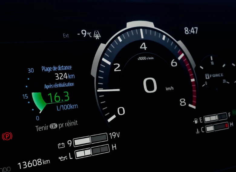 Toyota Tundra CREWMAX* LIMITED* HYBRID, снимка 14 - Автомобили и джипове - 54237641