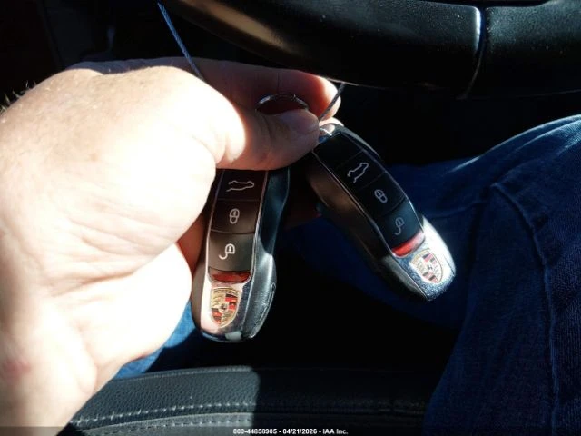 Porsche Macan S* AWD* ОБДУХВАНЕ* ПОДГРЕВ* 360* КАМЕРИ* BOSE* , снимка 13 - Автомобили и джипове - 54370118