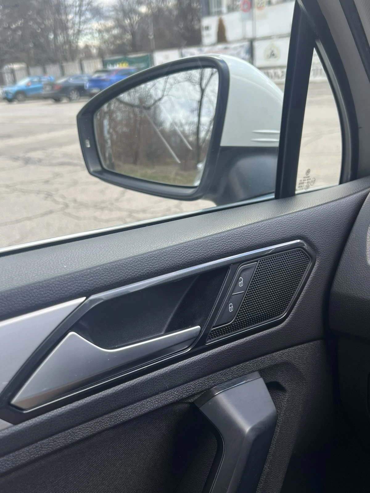 VW Tiguan  - изображение 7