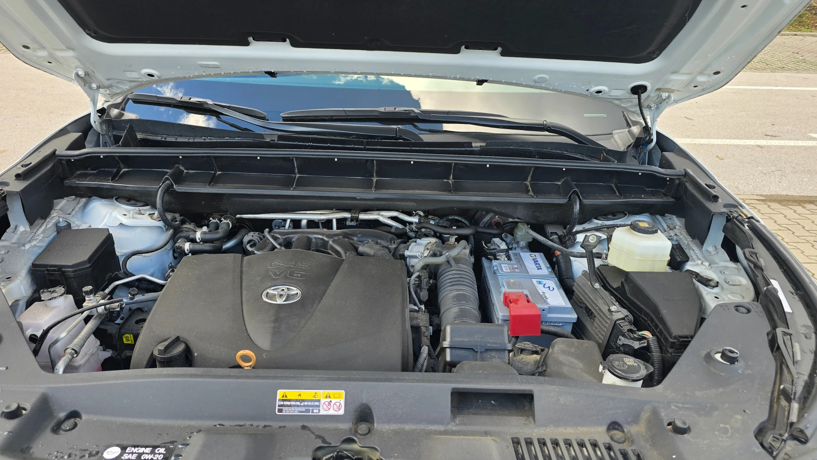 Toyota Highlander XLE AWD V6 | Mobile.bg   13