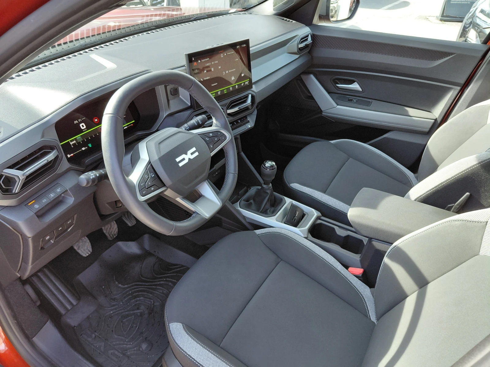 Dacia Bigster Journey-G 140/Газ/Бензин, снимка 13 - Автомобили и джипове - 54122395