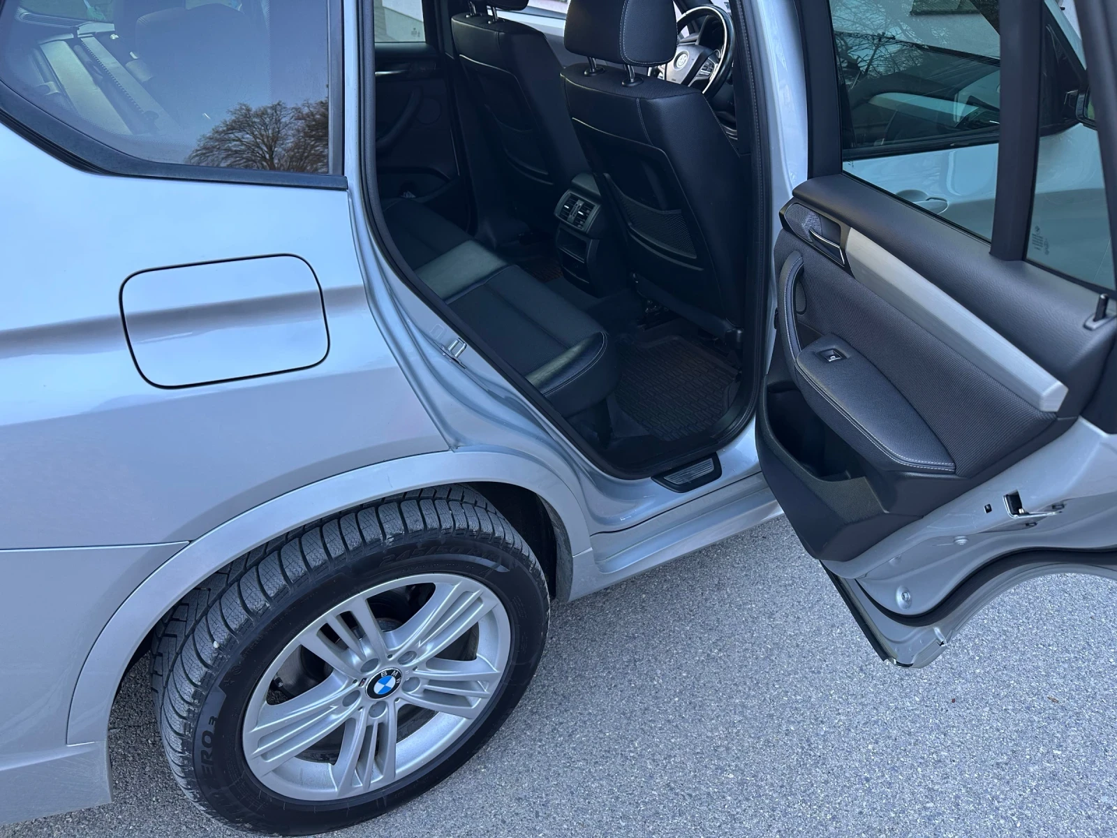 BMW X3, снимка 12 - Автомобили и джипове - 54175424