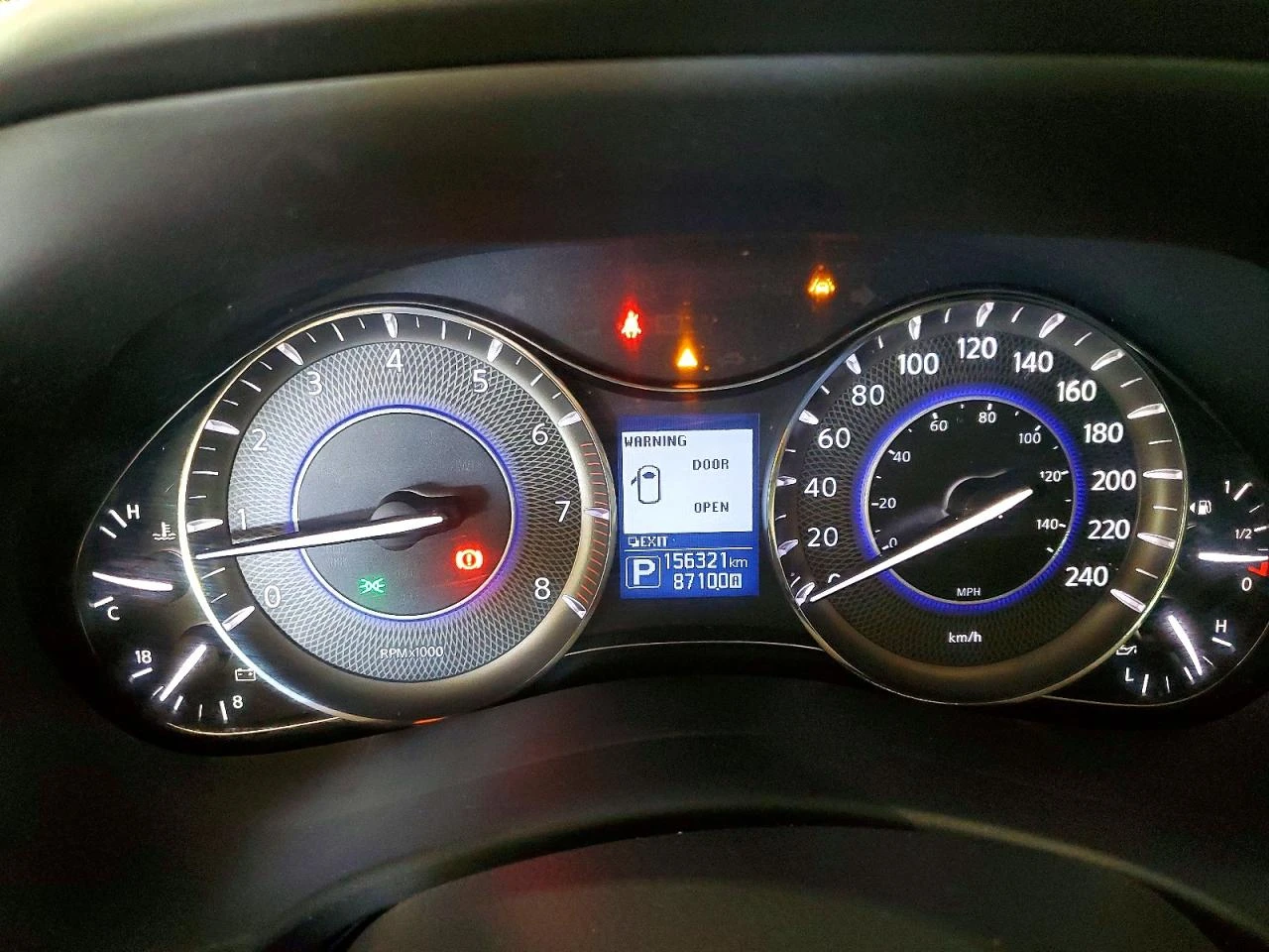 Infiniti QX80 LUXE AWD, снимка 9 - Автомобили и джипове - 54569729