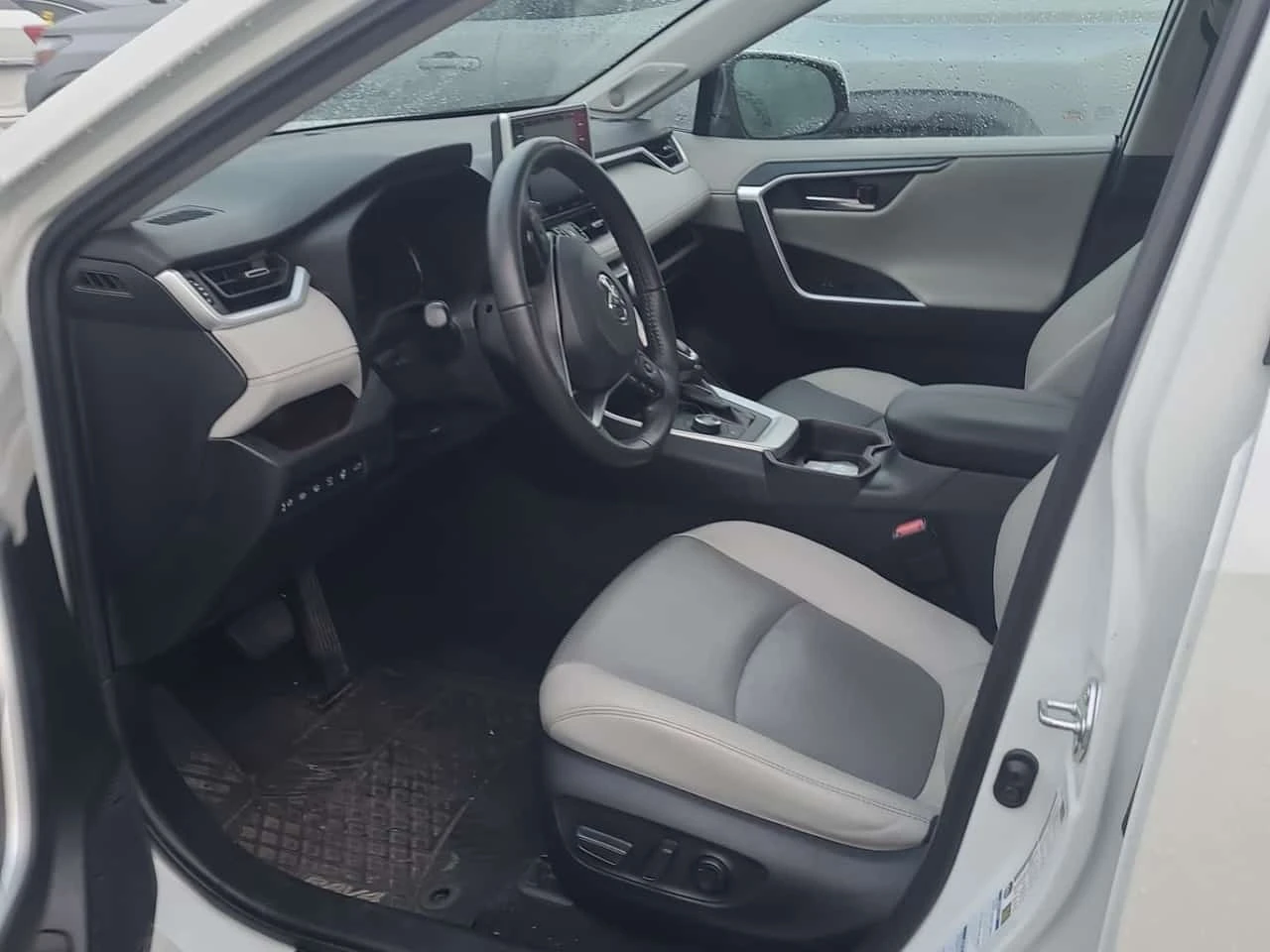 Toyota Rav4 * LIMITED HYBRID * AWD * ОБДУХВАНЕ * CARFAX * , снимка 5 - Автомобили и джипове - 56215644