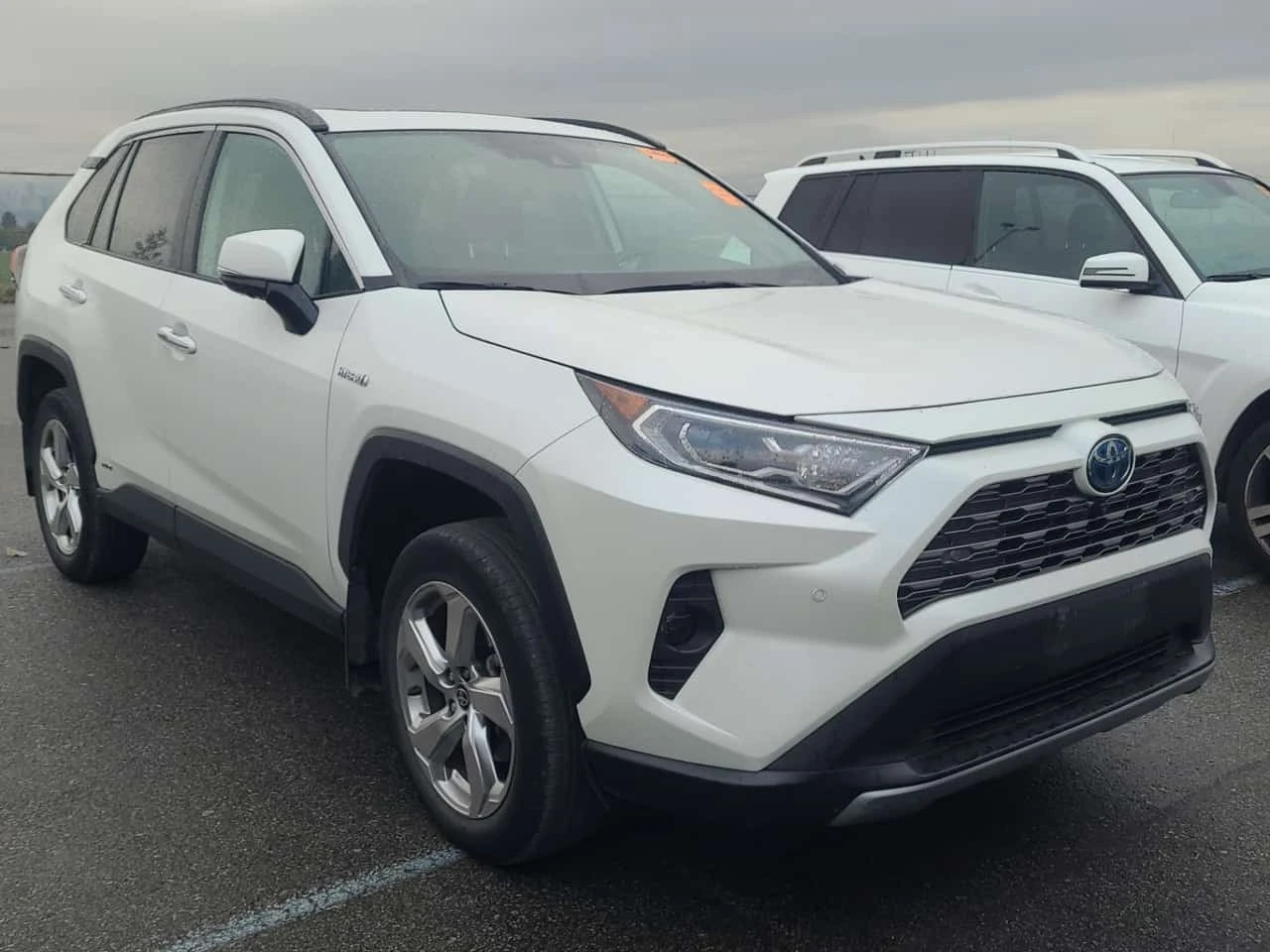 Toyota Rav4 * LIMITED HYBRID * AWD * ОБДУХВАНЕ * CARFAX * , снимка 2 - Автомобили и джипове - 56215644