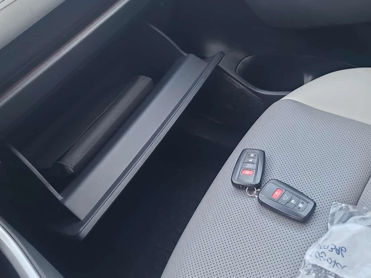 Toyota Rav4 * LIMITED HYBRID * AWD * ОБДУХВАНЕ * CARFAX * , снимка 8 - Автомобили и джипове - 56215644
