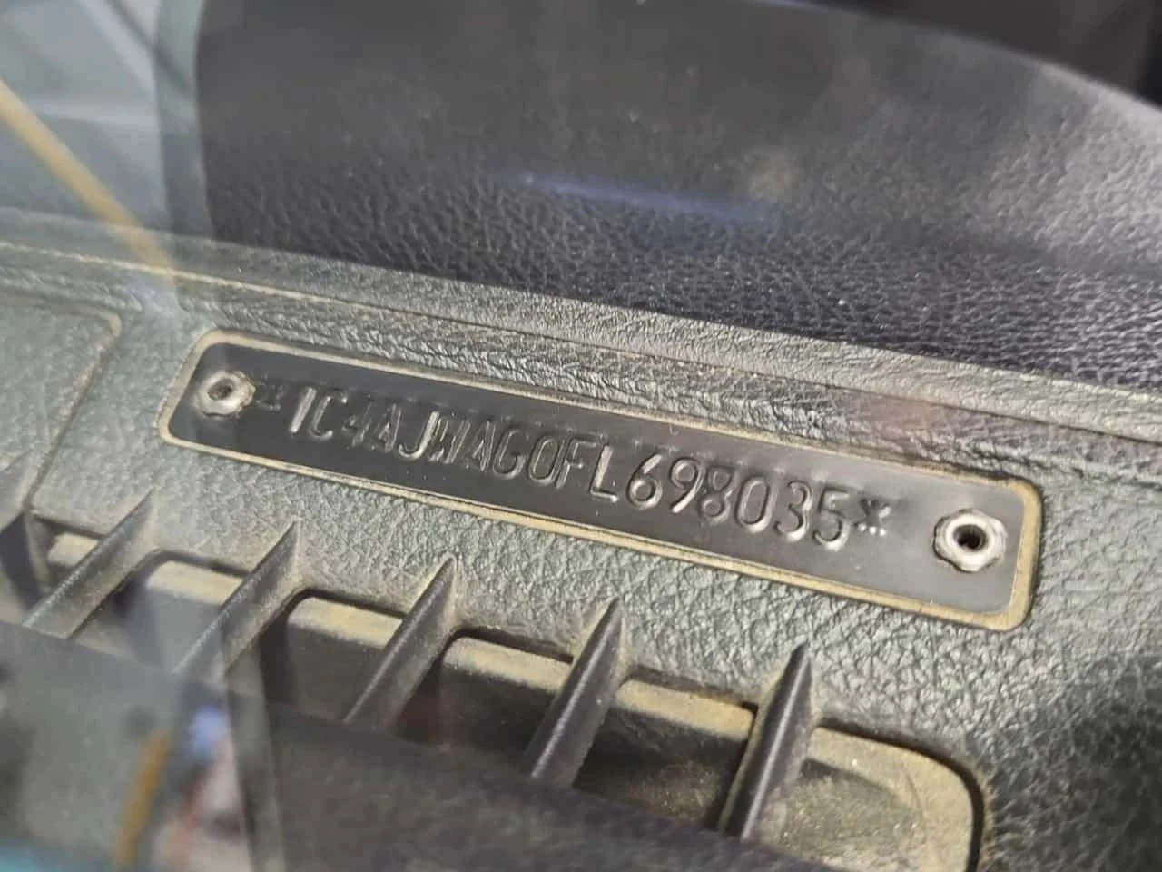 Jeep Wrangler, снимка 16 - Автомобили и джипове - 56700206