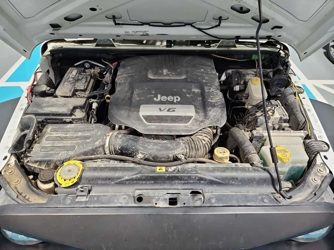 Jeep Wrangler, снимка 17 - Автомобили и джипове - 56700206