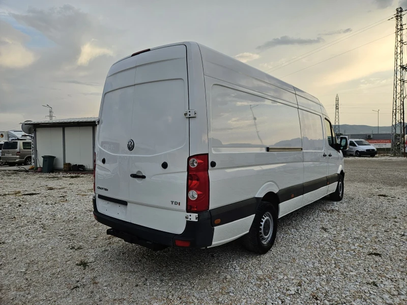 VW Crafter, снимка 7 - Бусове и автобуси - 46930727